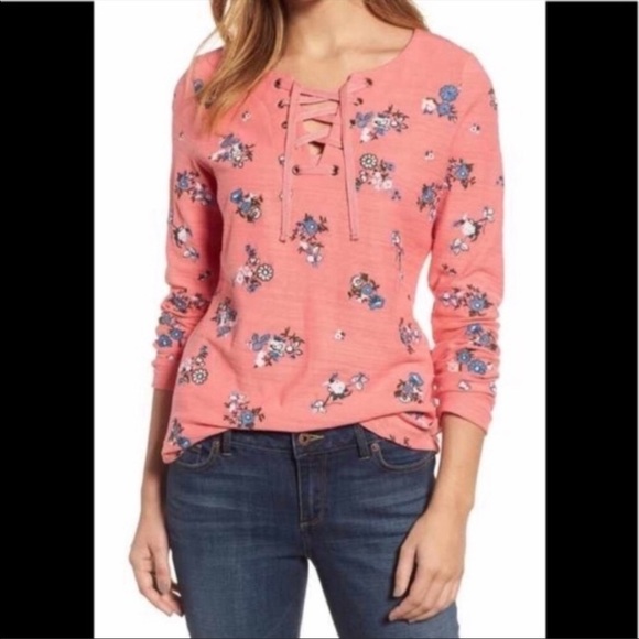 CASLON FLORAL SWEATSHIRT WITH LACE UP NECKLINE - Picture 1 of 5